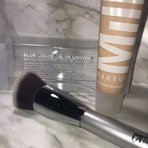 Milk Makeup blur liquid foundation - crème